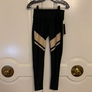 NWT Splits black legging with tan design